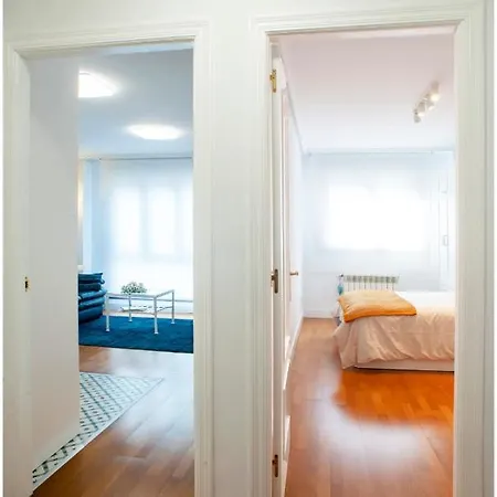 Luminoso Y Azul Vut 4654 As * Avilés